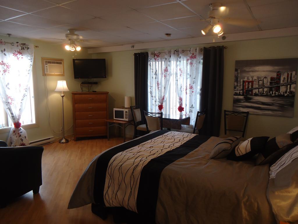 Auberge Familiale La Veranda Trois-Rivières Eksteriør billede
